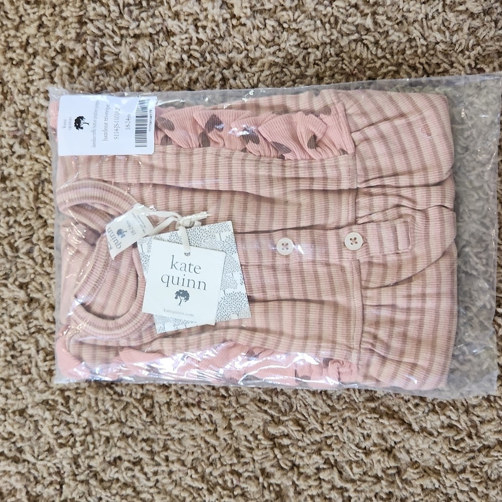 NIB/NWT Kate Quinn sleeveless ruffle button pinafore jumpsuit 18-24M